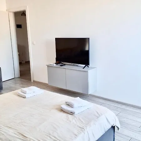 Milan Luxury Apartaments V-Maurer Residence Targu Mures Exterior photo